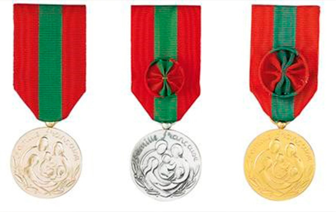 The Medaille de la Famille Francaise